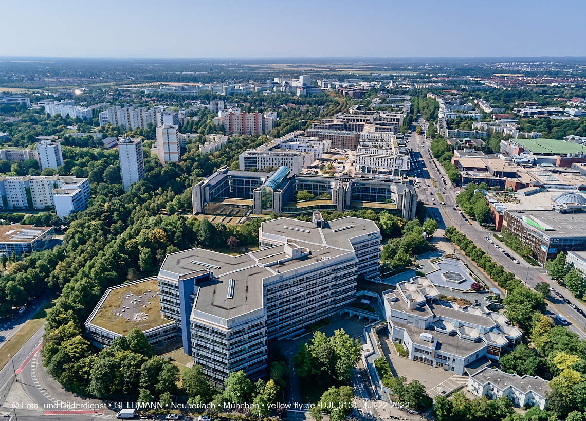 22.07.2022 - Rentenversicherung und Perlach PLaza in Neuperlach